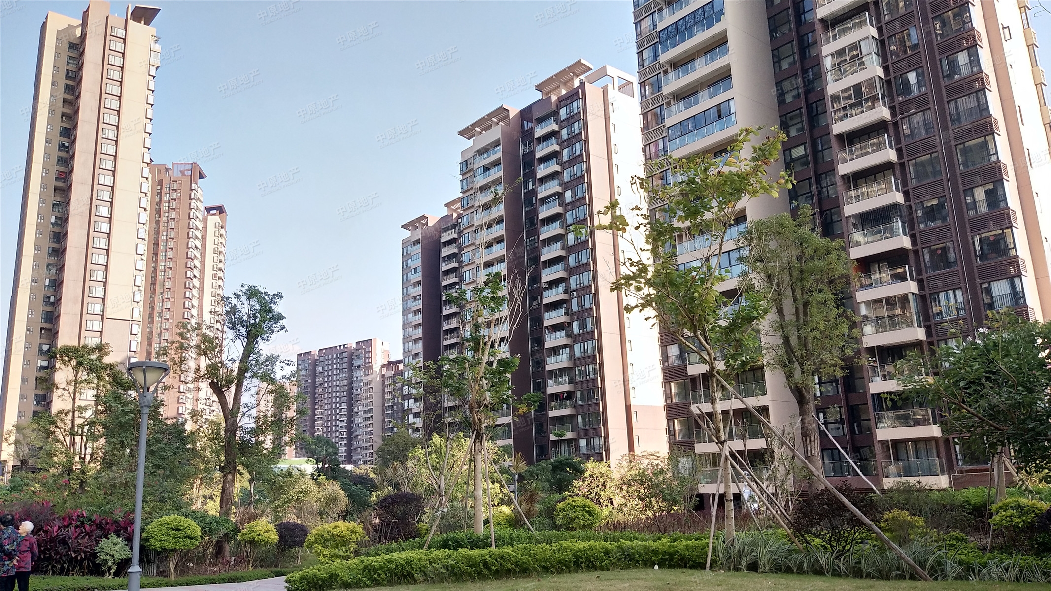 新福港鼎峰 普通住宅 小区图9