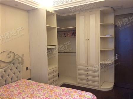 富力公园28(富力盈尊广场)-主卧