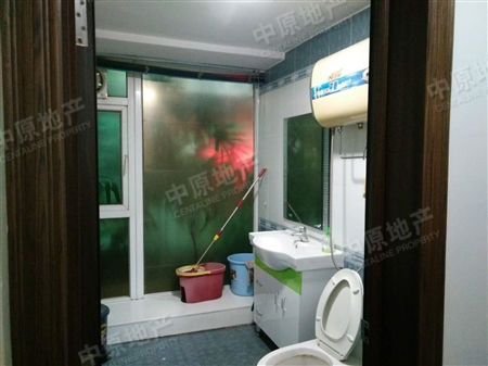 金碧华府-洗手间