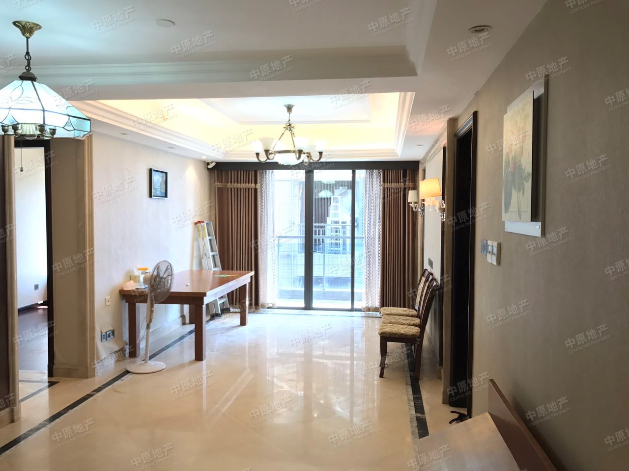 富力公园28(富力盈尊广场) 布局大方 采光非常好 拎包入住