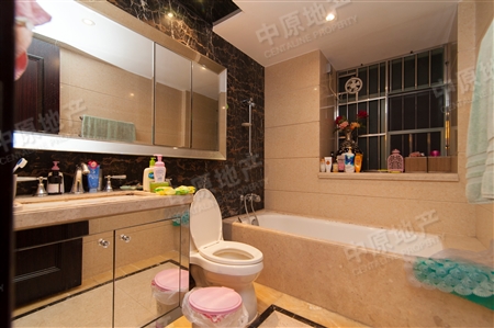 剑桥郡佰利山-洗手间