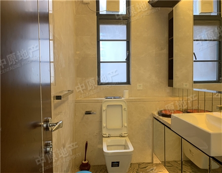 凯旋新世界广粤尊府-洗手间