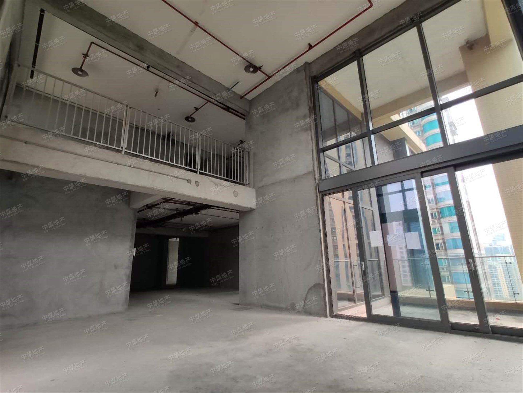 星汇御府 587平南北对流8房复式户型,全新未住过