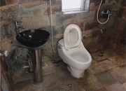 中怡城市花园-洗手间