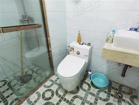 建丰大厦-洗手间