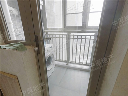 中海花城湾-阳台