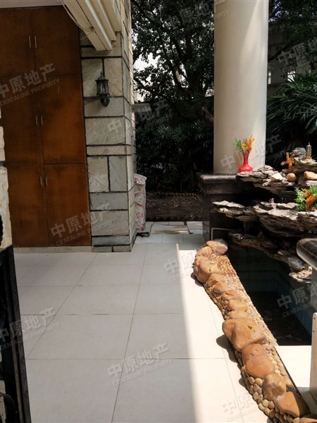 锦绣香江山水园-入户花园