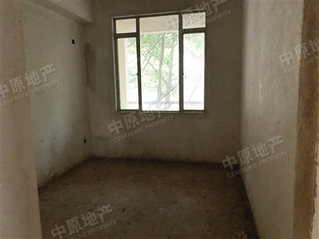 南航碧花园-次卧