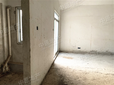 南航碧花园-主卧