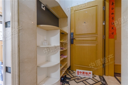 汇峰苑-入户花园