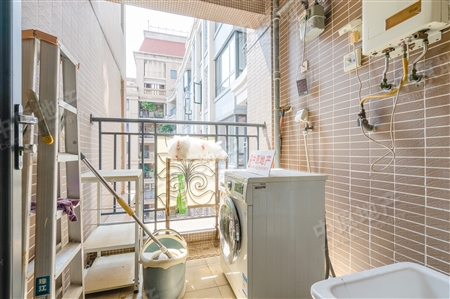 汇景新城中央庭园-生活阳台