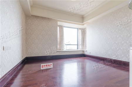 汇景新城中央庭园-次卧