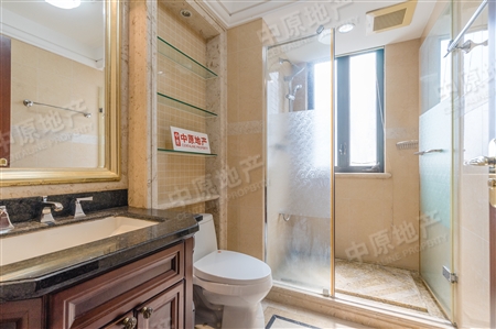 汇景新城中央庭园-洗手间