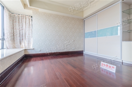 汇景新城中央庭园-次卧