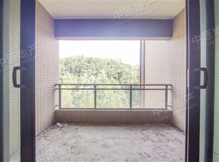 雅居乐富春山居-生活阳台