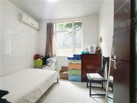 第三金碧花园-次卧