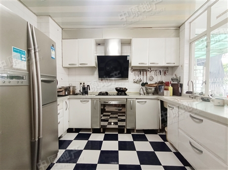 第三金碧花园-厨房