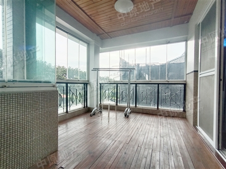 第三金碧花园-阳台