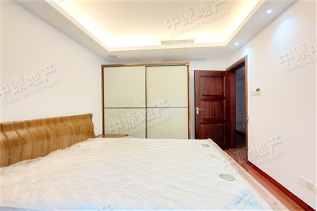 金山谷花园别墅-客厅