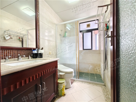 光大花园-洗手间