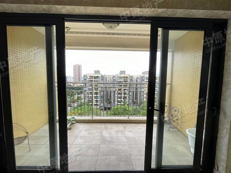 美林湖畔誉府-阳台