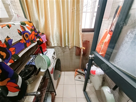 中海金沙馨园(二期)-生活阳台