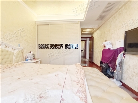 天鹅湾一期-次卧