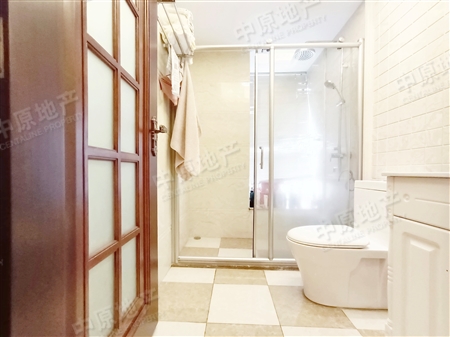 天鹅湾一期-洗手间