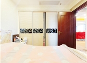 天鹅湾一期-次卧