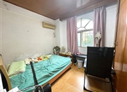 华景新城三期龙门阁-次卧