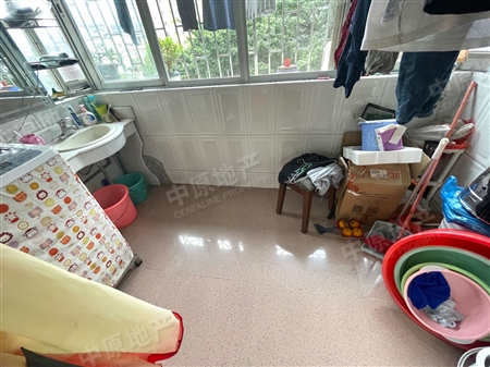 华景新城三期龙门阁-阳台