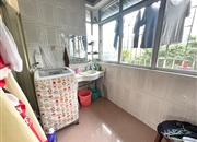 华景新城三期龙门阁-阳台