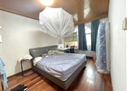 华景新城三期龙门阁-主卧