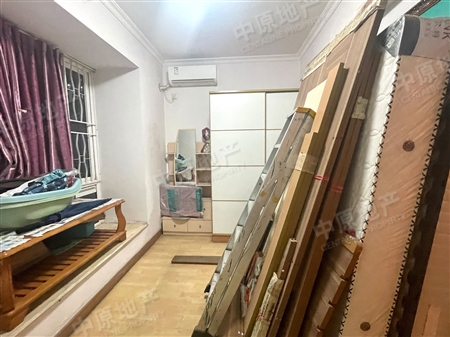 华景新城翠安侬苑-次卧