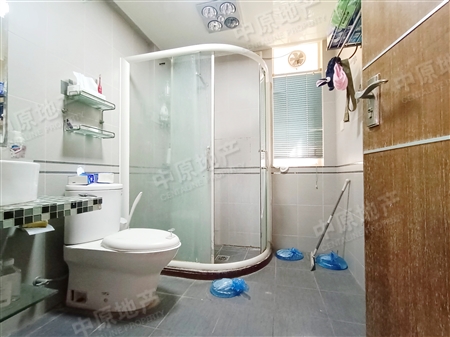 保利花园-洗手间