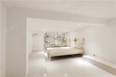 广州雅居乐花园峰会别墅-次卧