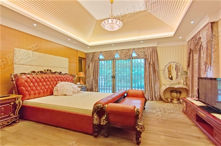 广州雅居乐花园峰会别墅-主卧