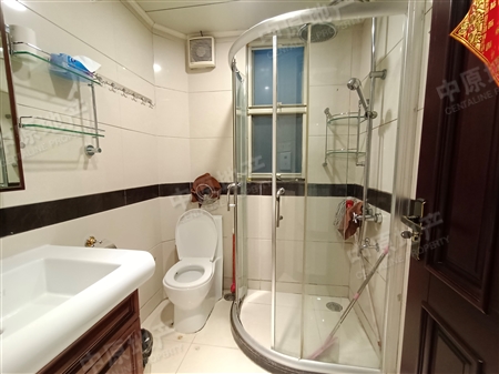 山畔雍庭-洗手间