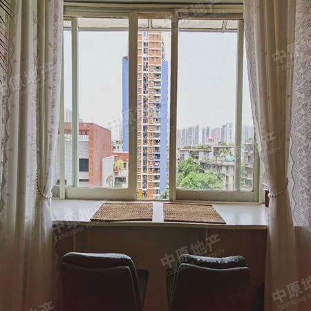 体育西路-客厅