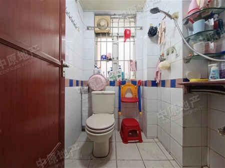 保利红棉花园-洗手间