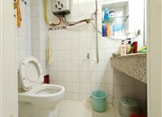 东华东路-洗手间