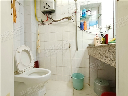 东华东路-洗手间