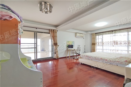 广州雅居乐花园雅逸庭-主卧