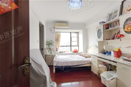 广州雅居乐花园雅逸庭-次卧