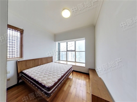 中粮万科金域蓝湾-次卧