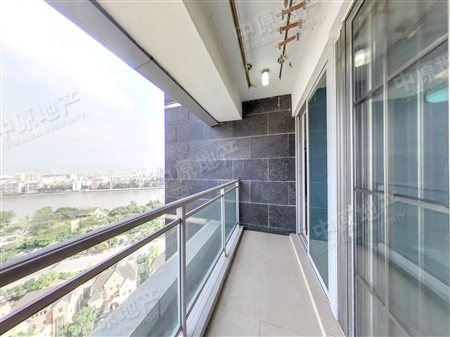 中粮万科金域蓝湾-阳台