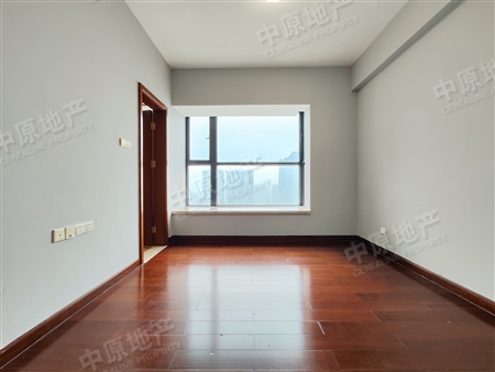 粤海丽江花园-主卧