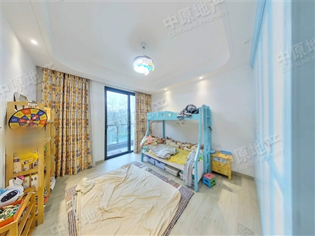 金湖花园翡翠山别墅-次卧