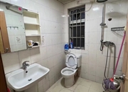 和平家园-洗手间