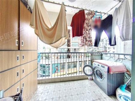 富力广场D区-阳台